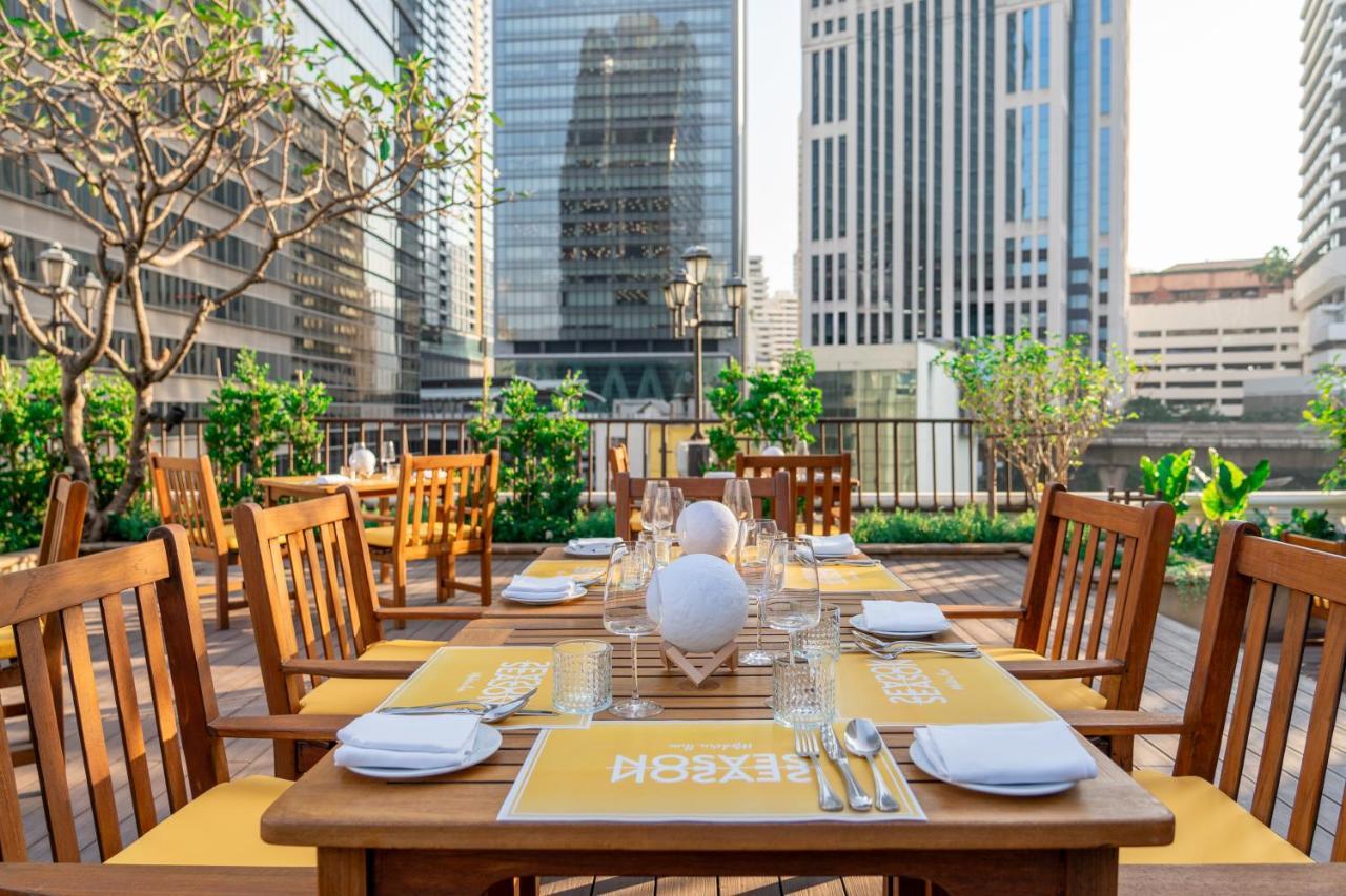 Nh Bangkok Sukhumvit Boulevard Exterior foto The outdoor dining area at the restaurant